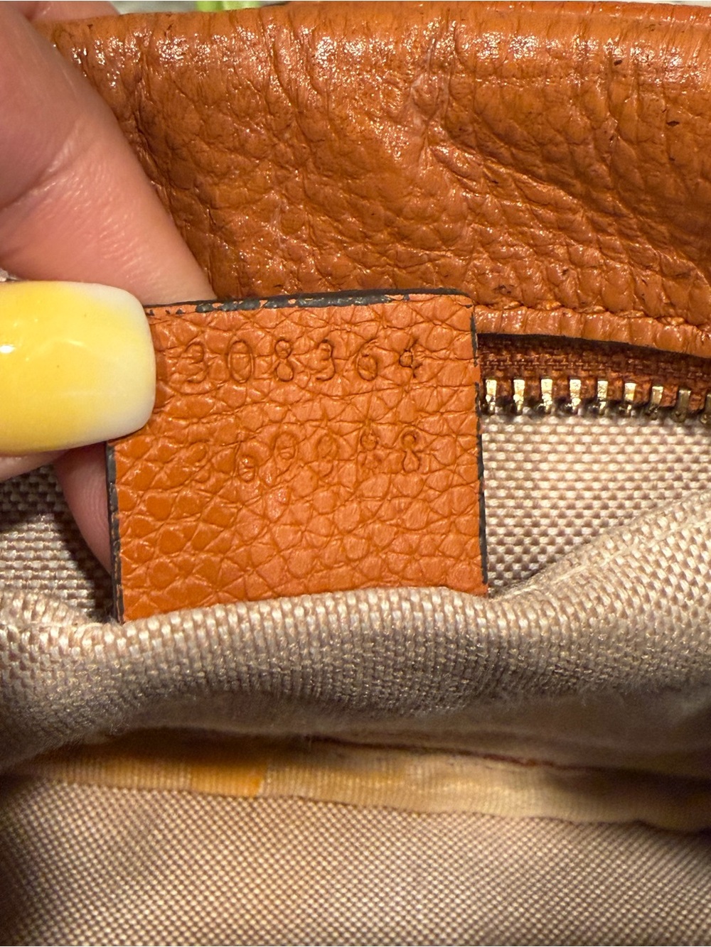 Gucci Brown Pebbled Leather Disco Crossbody with Tassel - Picture 5 of 16